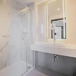 Отель East