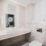 East Hotel 4*