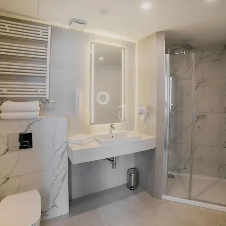 East Ξενοδοχείο