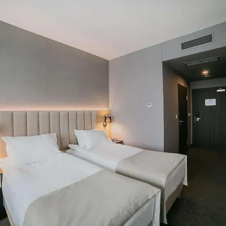 Ξενοδοχείο East