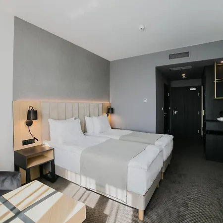 East Hotel Warsaw